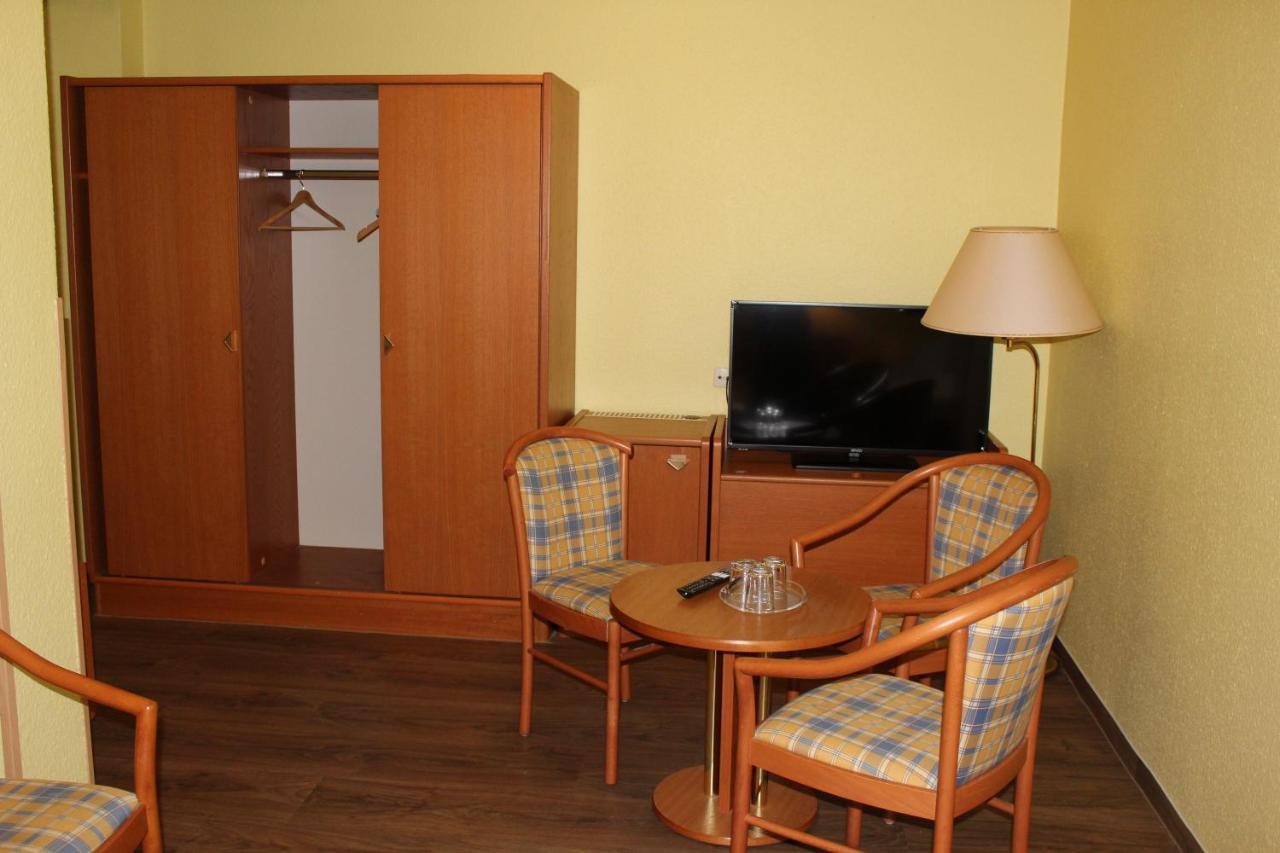 Rasthaus Hotel Schackendorf Exteriör bild